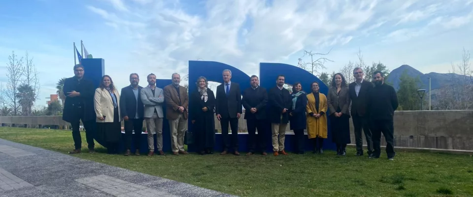 Representantes SOFOFA Y UDD